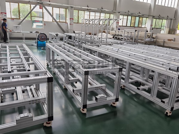 車(chē)床機(jī)架鋁型材