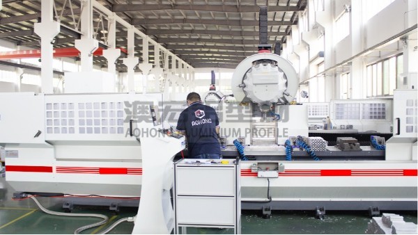 紅外線測溫儀框架專用鋁型材，戰“疫”復工在即，澳宏鋁業為您保駕！