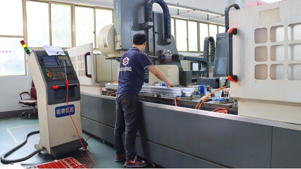 鋁型材的環保生產流程